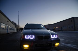 Photo BMW headlights